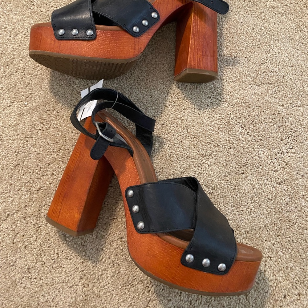 Lucky Brand Platform 9 Black Brown
